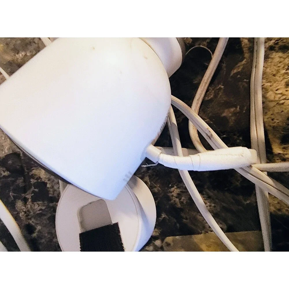 2 Google Nest Cam Outdoor Security Cameras NC2100ES – Tested Read Description